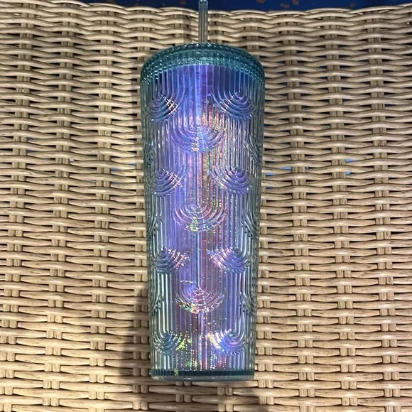 Starbucks Iridescent Venti Cup - Picture 4 of 7